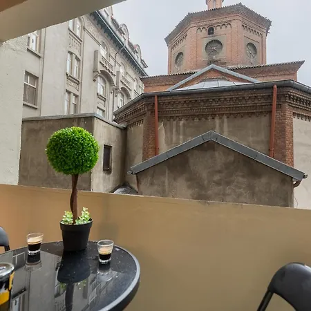 4br - Sleeps 12 - Luxury Apartment *