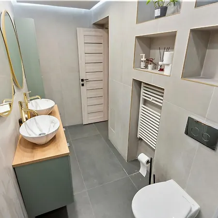 Apartment 4br - Sleeps 12 - Luxury