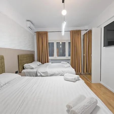 4br - Sleeps 12 - Luxury Apartment *