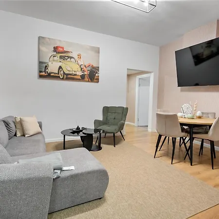 Apartment 4br - Sleeps 12 - Luxury