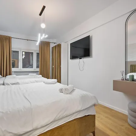 Apartment 4br - Sleeps 12 - Luxury