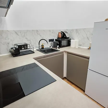 Apartment 4br - Sleeps 12 - Luxury